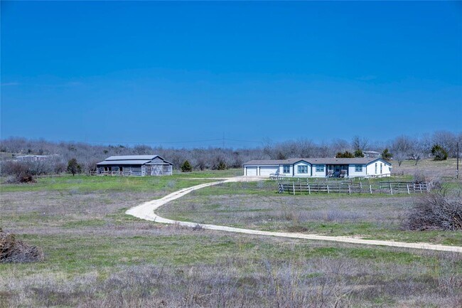 Building Photo - 330 Cross Ln