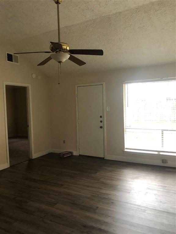 Building Photo - 15117 Grassington Dr