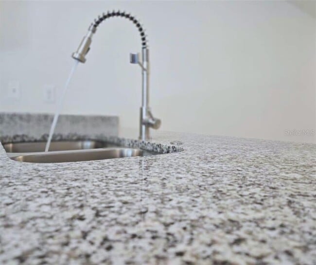 Building Photo - 546 Imperial Pl