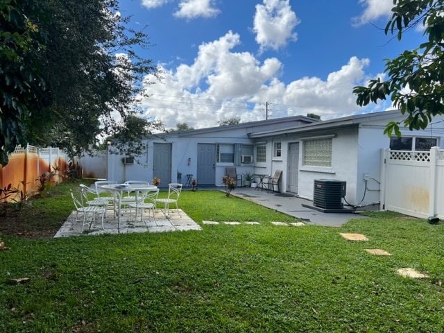 Foto del edificio - 7121 Taft St