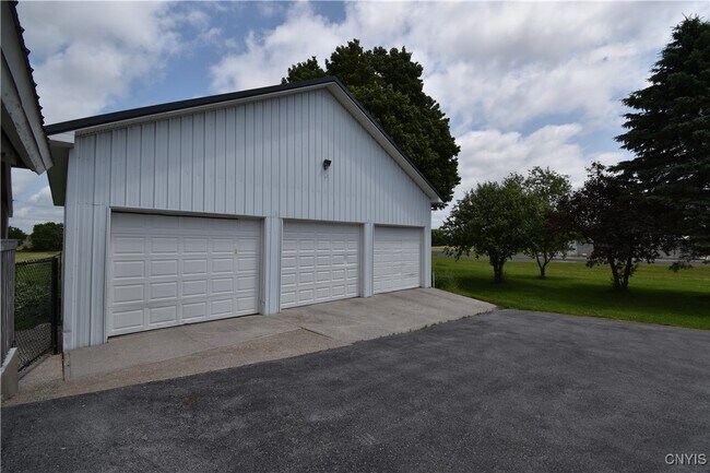Building Photo - 36361 State Rte 26