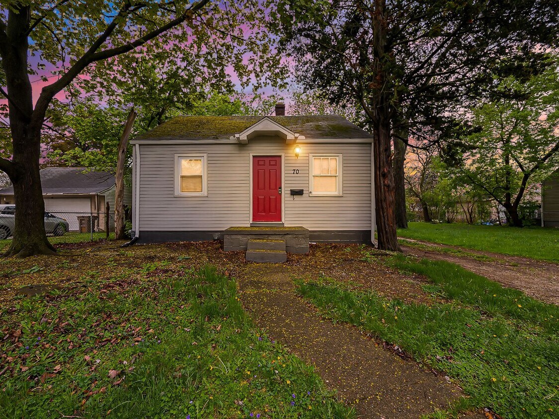 Foto principal - Welcome to this beautiful 2 bedroom, 1 bat...