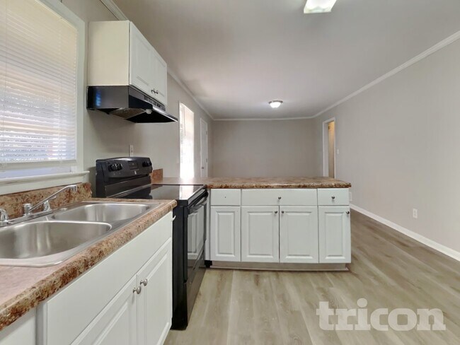 Foto del edificio - 4681 Kings Hwy