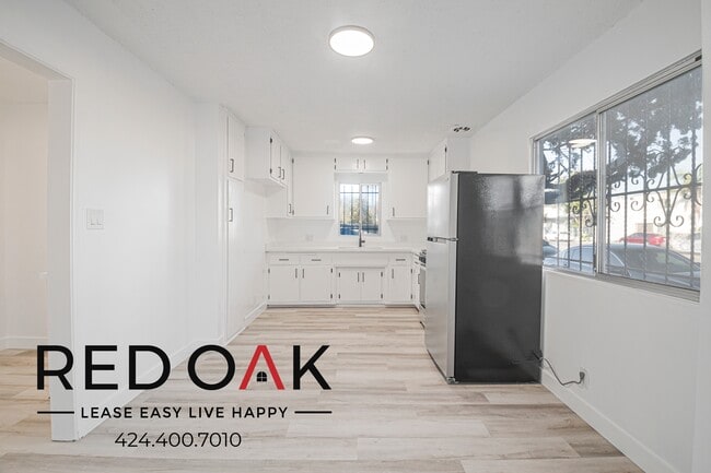 Foto del edificio - 6501 Cherry Ave