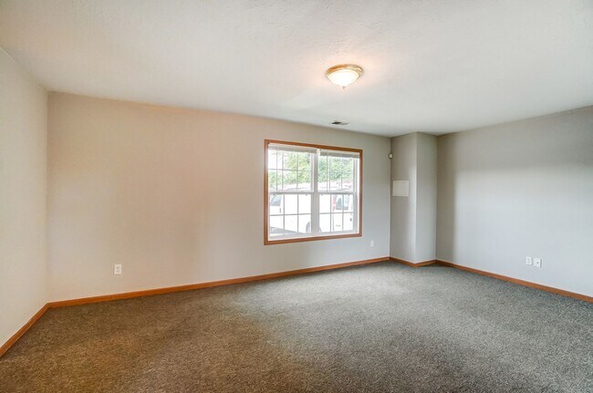 Foto del edificio - 1103 N Byrne Rd