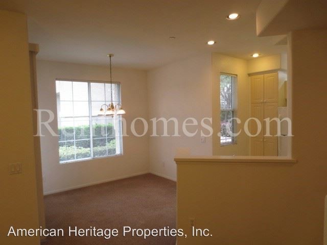 Foto del edificio - 10750 Sabre Hill Dr