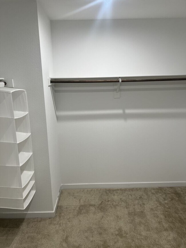 Foto del edificio - A Fabulous 2 Bedroom, 2 Bathroom townhome ...