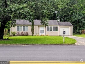 Building Photo - 137 Wynnmeade Pkwy
