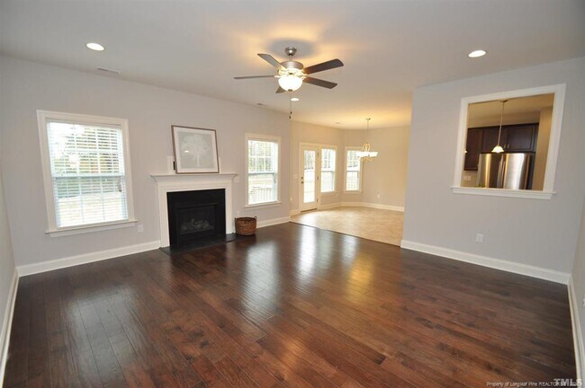 Foto del edificio - 1408 Forest Fern Ln