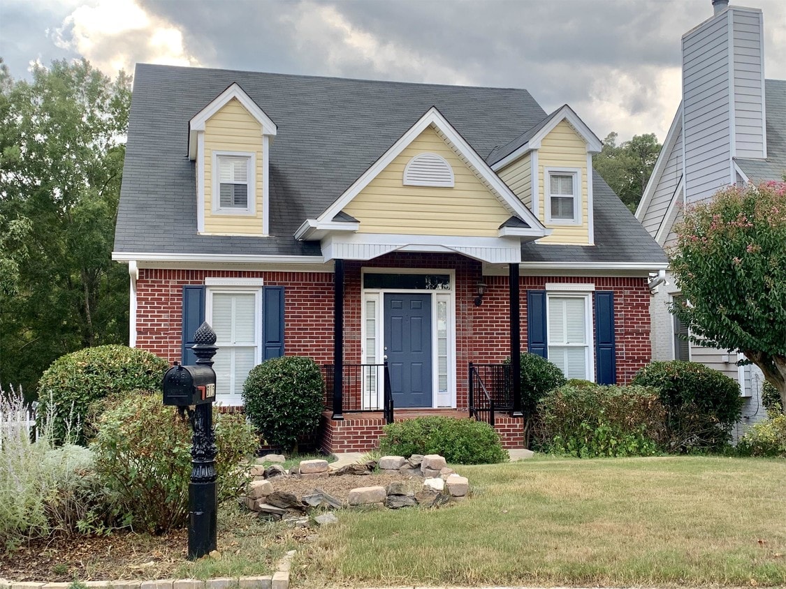 Primary Photo - 515 Meadow Ridge Cir