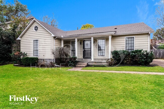 Building Photo - 7177 Lamesa Ln