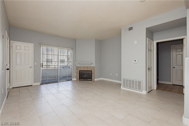 Foto del edificio - 3318 N Decatur Blvd