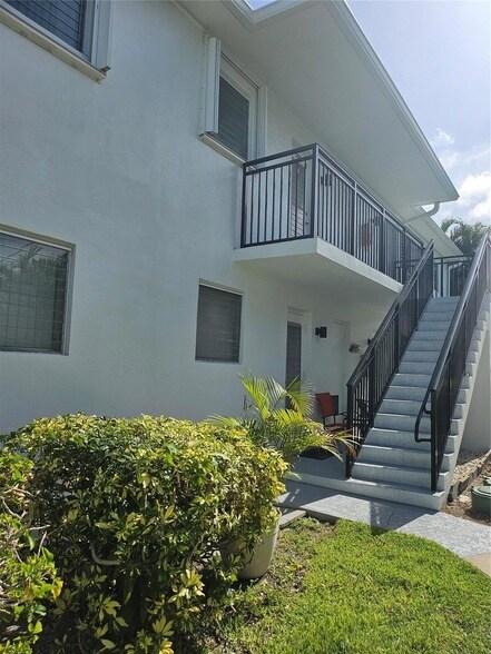 Foto del edificio - 1045 SE 15th St