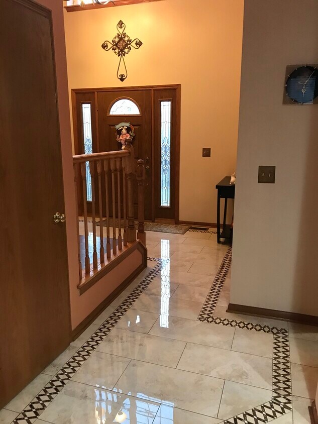 Primary Photo - 235 Cedarfield Dr