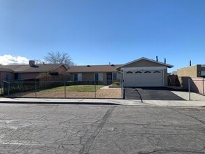 Building Photo - 42951 Alexo Dr