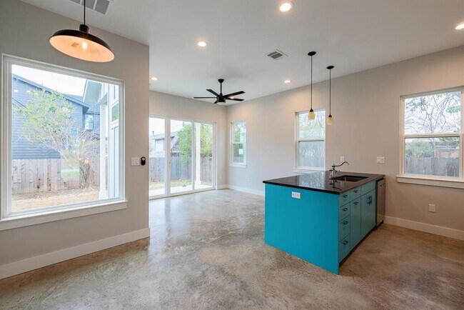 Foto del edificio - 1105 Stobaugh St