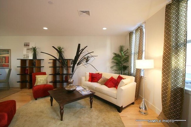 Foto del edificio - 100 Second St