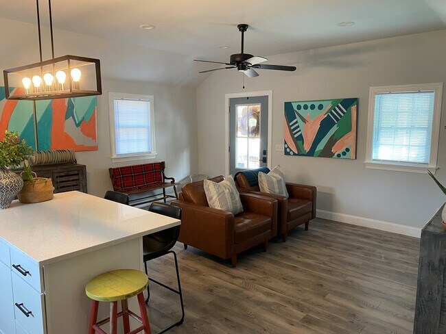 Foto del edificio - 21179 Savage St