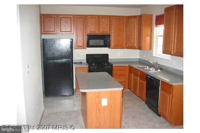 Foto del edificio - 12039 Kemps Landing Cir