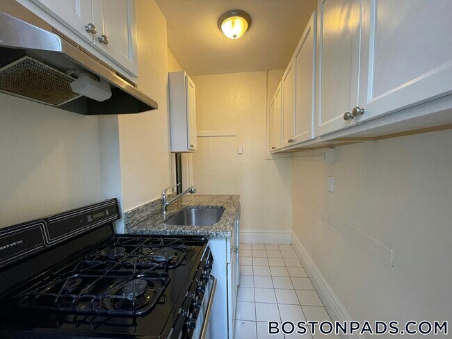 Foto del edificio - 1111 Beacon St