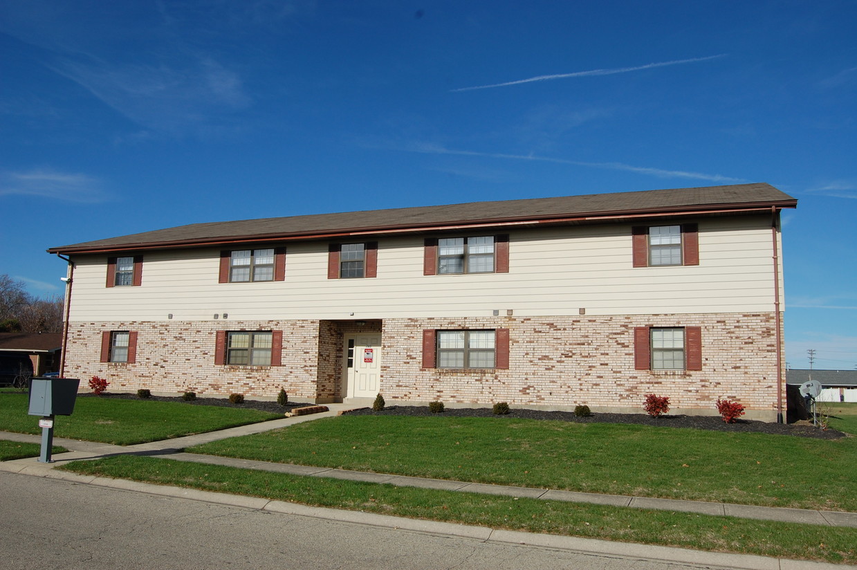 Tipp Apartment Rentals - 785 Comanche Ln