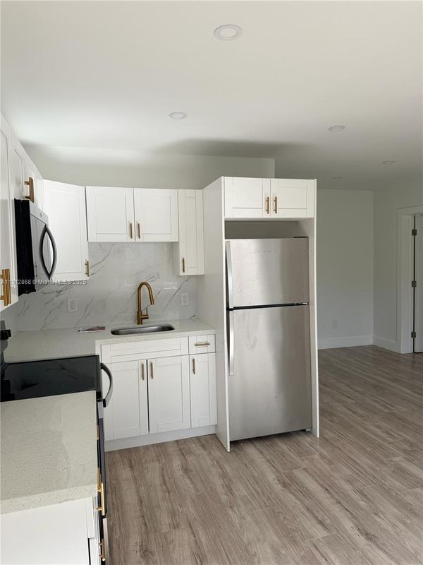 Foto del edificio - 1936 Normandy Dr