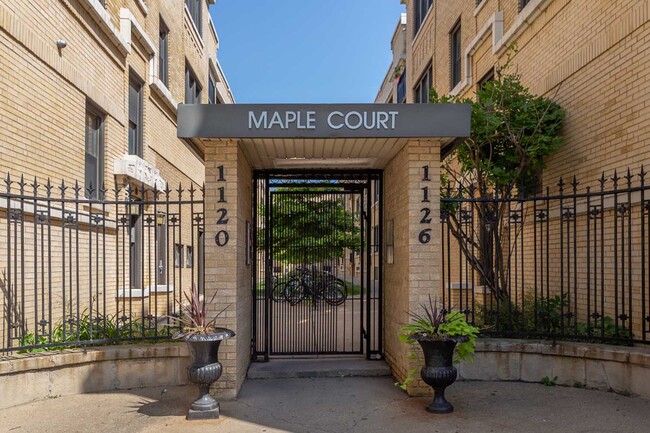 Exterior del edificio - Maple Court