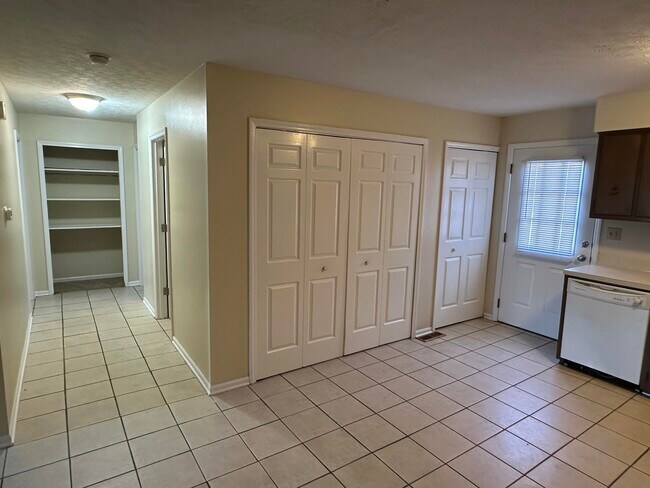 Foto del edificio - 415 Ridgewood Ln