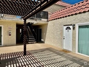 Building Photo - 36953 Bankside Dr