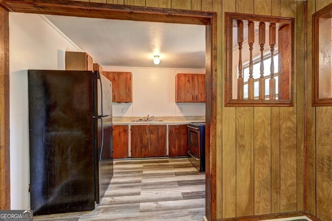 Building Photo - 3938 Mickey Dr