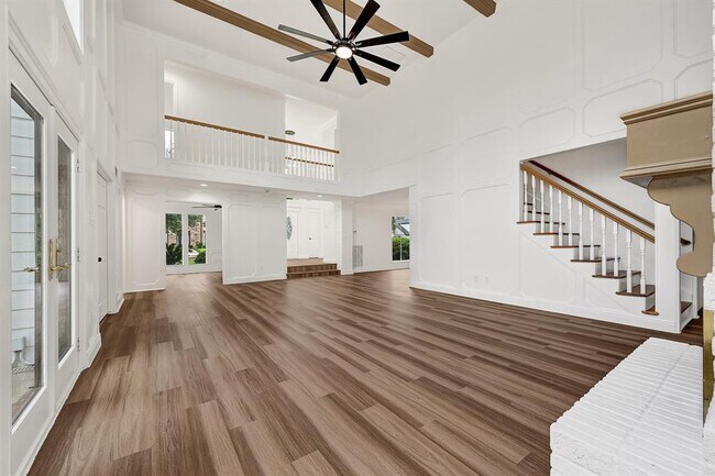 Foto del edificio - 15618 Banty Falls Ct