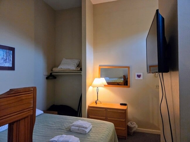 Foto del edificio - 36 Lodge Rd