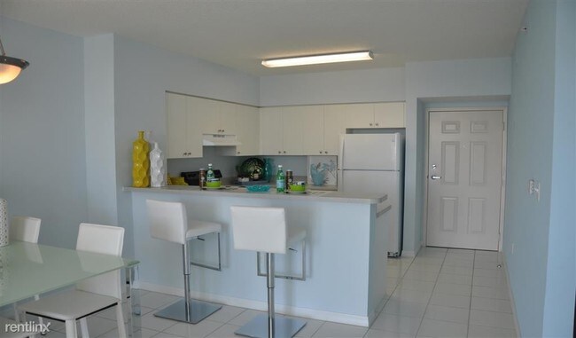 Foto del edificio - 2610 NW 16th Street Rd
