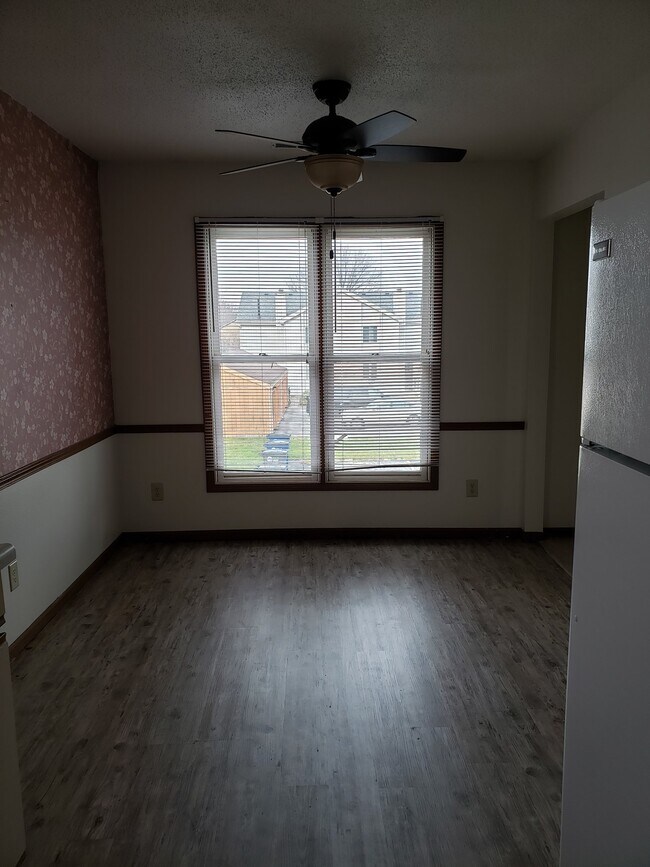 Foto del edificio - 5742 Ryewyck Dr
