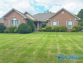 Building Photo - 844 Wess Taylor Dr