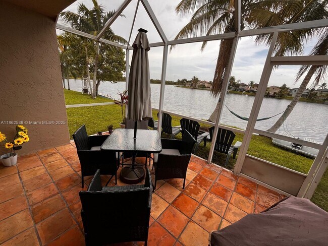Foto del edificio - 1841 SW 176th Ave