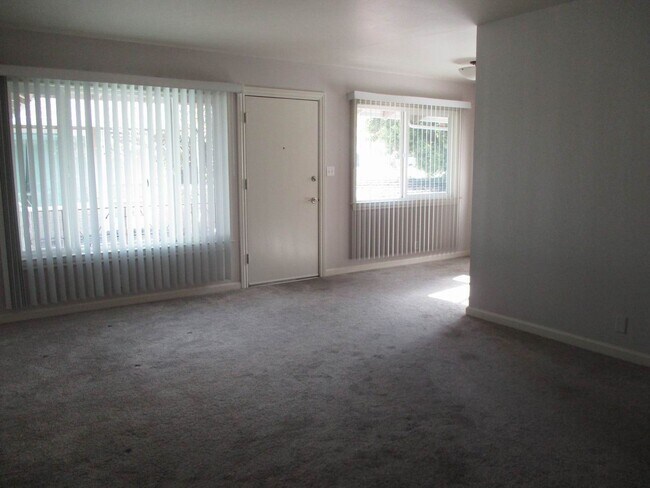 Foto del edificio - 279 Bush St