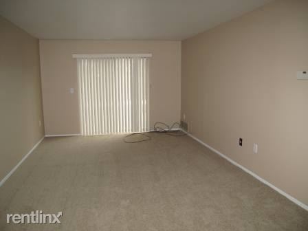 Building Photo - 15999 W 11 Mile Rd