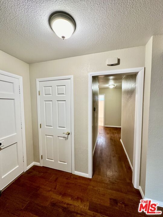 Foto del edificio - 1037 W Benbow St