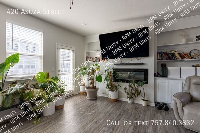 Photo - 420 Asuza St House