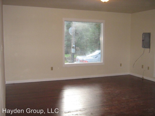 Building Photo - 21192 NW Dairy Creek Rd