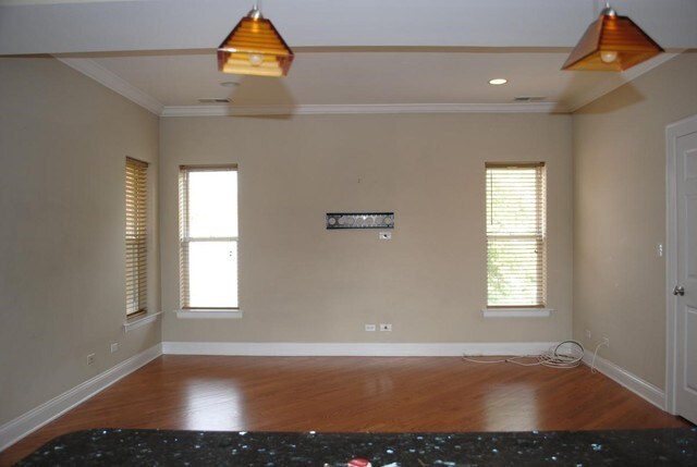 Building Photo - 3727 N Keeler Ave