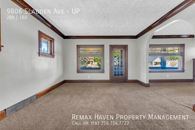 Foto del edificio - 9806 Sladden Ave