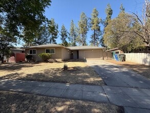 Building Photo - 2428 W Garland Ave