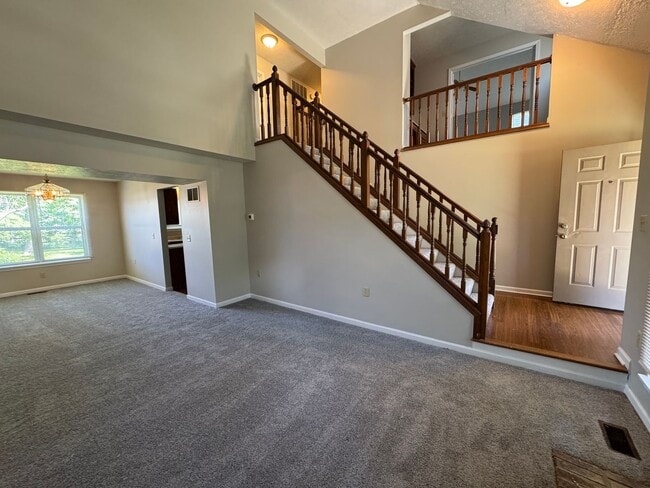 Foto del edificio - Eagle Creek 3 Bed 2.5 Bath