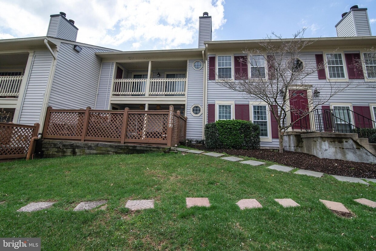 Primary Photo - 12233 Wadsworth Way