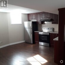 Building Photo - B2-89 ESTRELLA Crescent