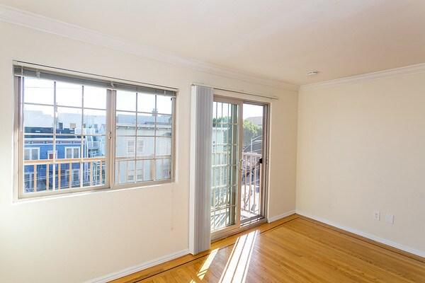 Foto del edificio - 600 Oak St