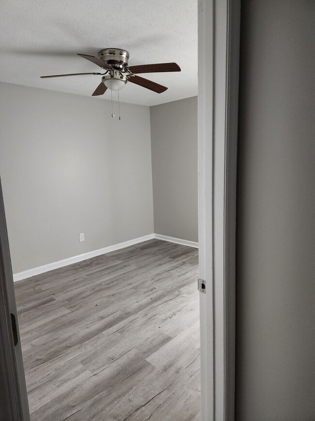 Building Photo - 1603 Whisperwood St