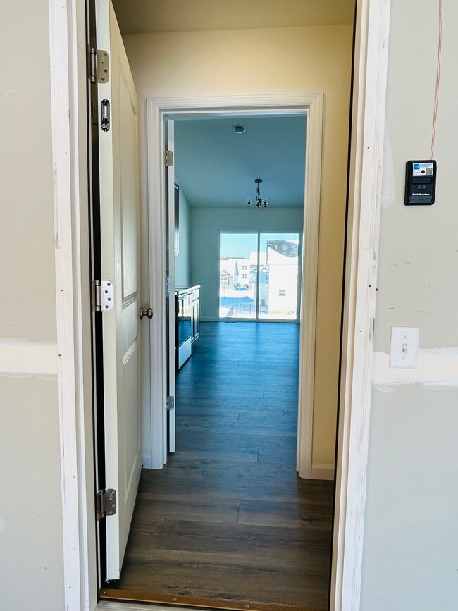 Foto del edificio - 608 Allegiance Dr